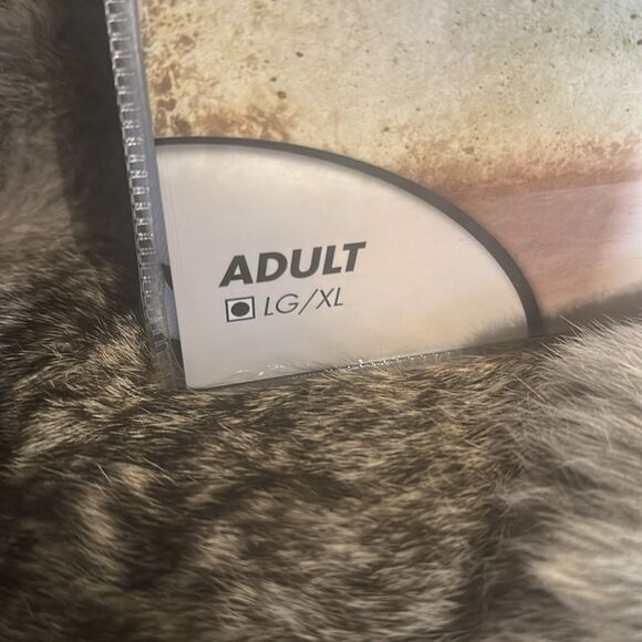 Spirit Halloween Jailbird Costume (6024B) - Picture 2 of 5